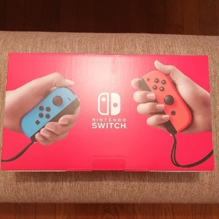 ニンテンドースイッチ(Nintendo Switch)のNintendo Switch JOY-CON/ネオンレッド(家庭用ゲーム機本体)