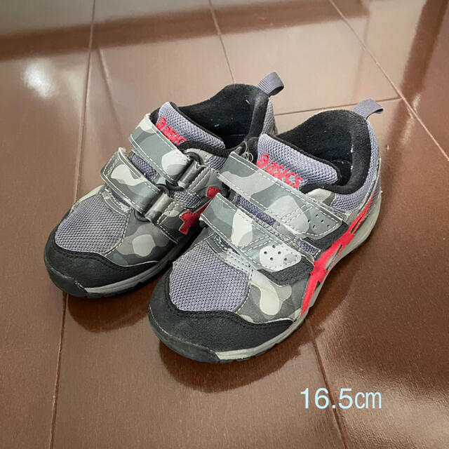 asics(アシックス)のasics キッズシューズ　16.5 キッズ/ベビー/マタニティのキッズ靴/シューズ(15cm~)(スニーカー)の商品写真