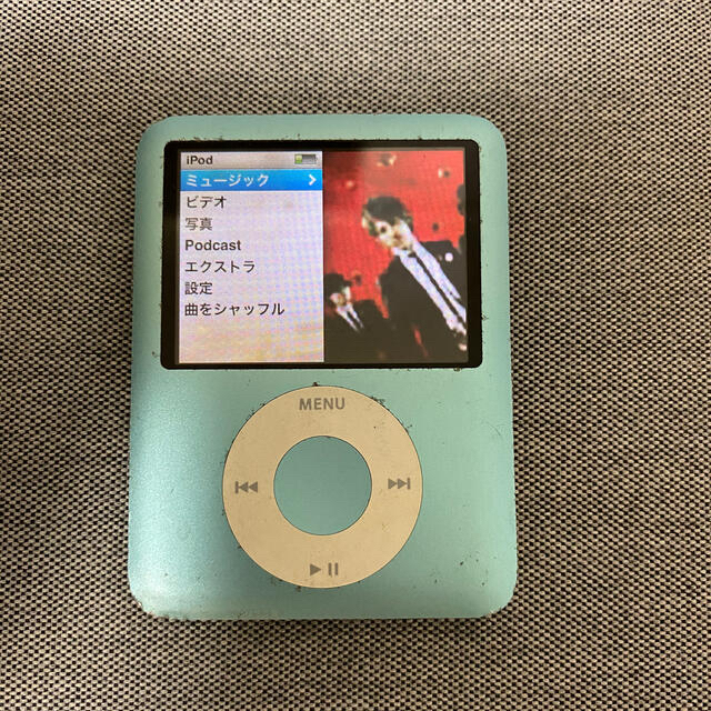 iPod(アイポッド)のipod nano 8GB  スマホ/家電/カメラのオーディオ機器(ポータブルプレーヤー)の商品写真