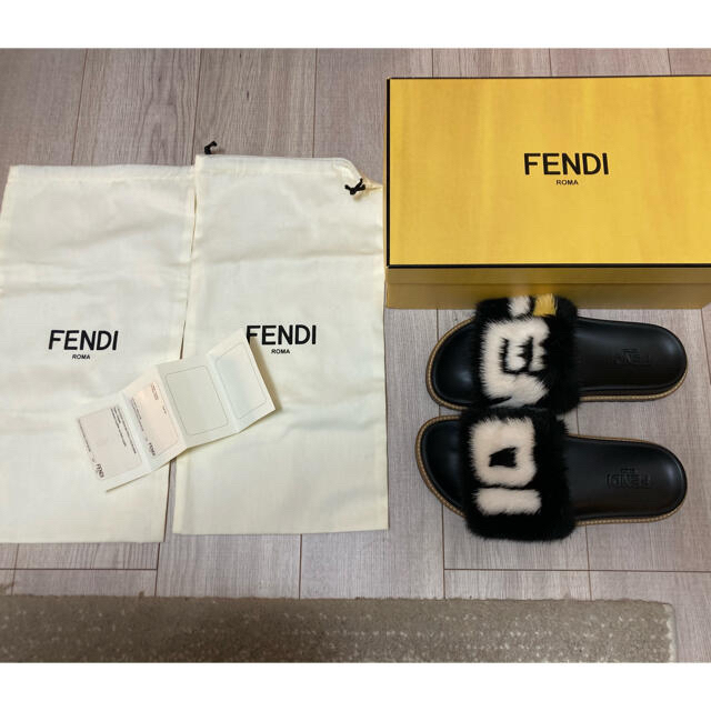 人気No.1】 FENDI - Chloe様 専用FENDI FILA ミンク スライド サンダル