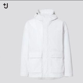 ユニクロ(UNIQLO)のユニクロ+JオーバーサイズマウンテンパーカーMサイズ新品未使用現物あり即発送(マウンテンパーカー)