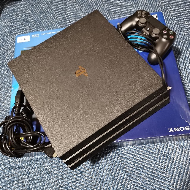 SONY playstation 4 pro 1TB CUH-7100B