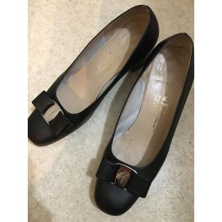 サルヴァトーレフェラガモ(Salvatore Ferragamo)のフェラガモパンプス　8C(ハイヒール/パンプス)