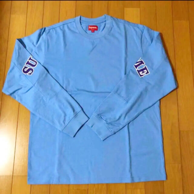 Supreme Cutout Sleeves L/S Top