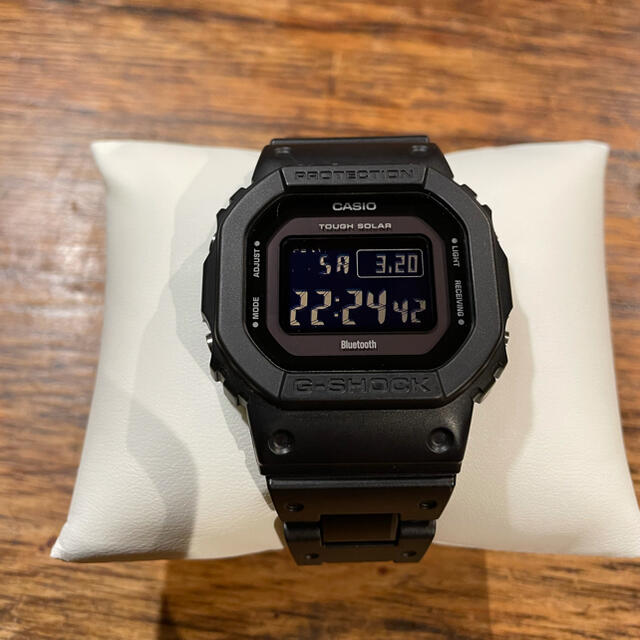 G-SHOCK(ジーショック)のCASIO　G-SHOCK　GW-B5600BC-1BJF メンズの時計(腕時計(デジタル))の商品写真