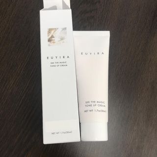 コスメキッチン(Cosme Kitchen)のあお様　EUYIRA ユイラ　トーンアップクリーム　未開封　50ml(化粧下地)