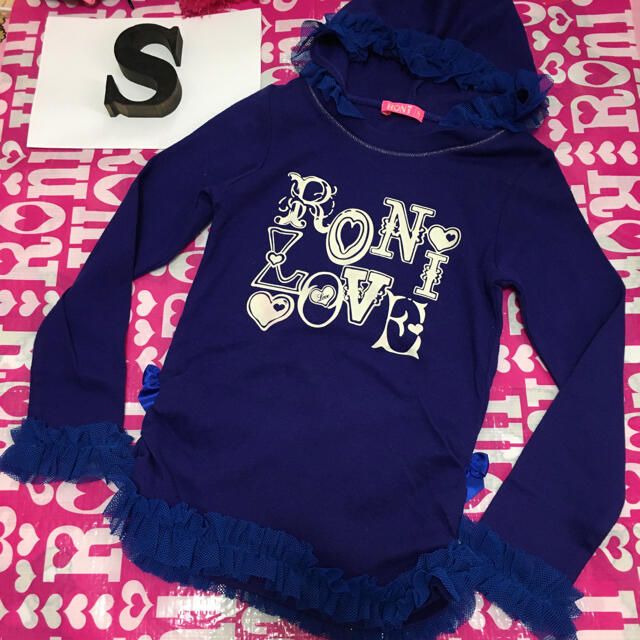 RONI(ロニィ)のサンプルRONI♥️フード付きTシャツ♥️Sブルー キッズ/ベビー/マタニティのキッズ服女の子用(90cm~)(Tシャツ/カットソー)の商品写真