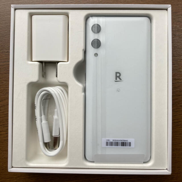 スマートフォン/携帯電話Rakuten Hand ハンド ホワイト 新品未使用
