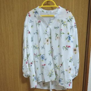 グローバルワーク(GLOBAL WORK)のGLOBAL WORK 花柄シャツ　XXL(Tシャツ/カットソー)