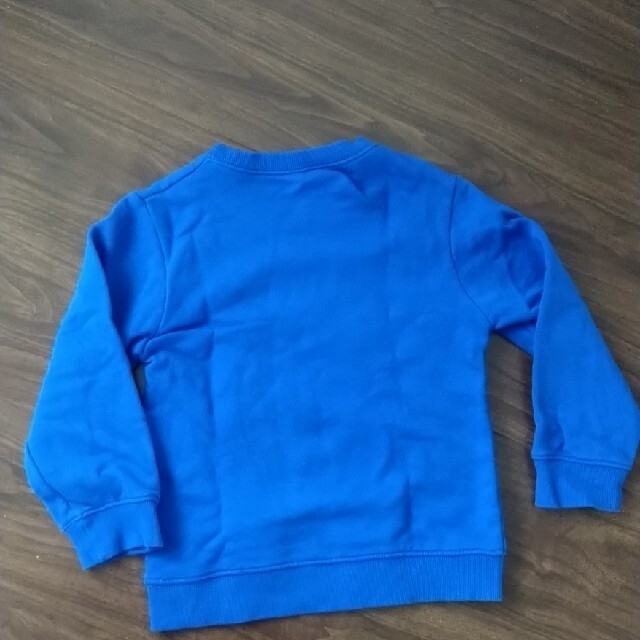 110cm  ブルー　トレーナー キッズ/ベビー/マタニティのキッズ服男の子用(90cm~)(Tシャツ/カットソー)の商品写真