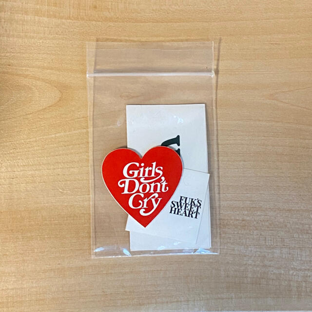 GDC(ジーディーシー)のGirls Dont Cry sticker ステッカー メンズのファッション小物(キーホルダー)の商品写真