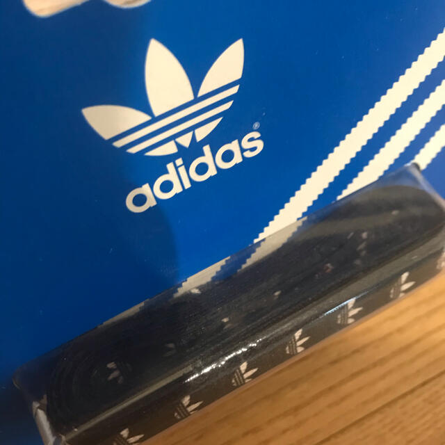 adidas(アディダス)のレア adidas アディダス　靴紐 シューレース　正規品　 メンズの靴/シューズ(その他)の商品写真