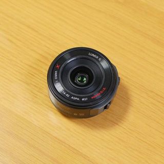 Panasonic - 電動ズーム LUMIX VARIO PZ 14-42mm DMW-GWC1の通販 by ...