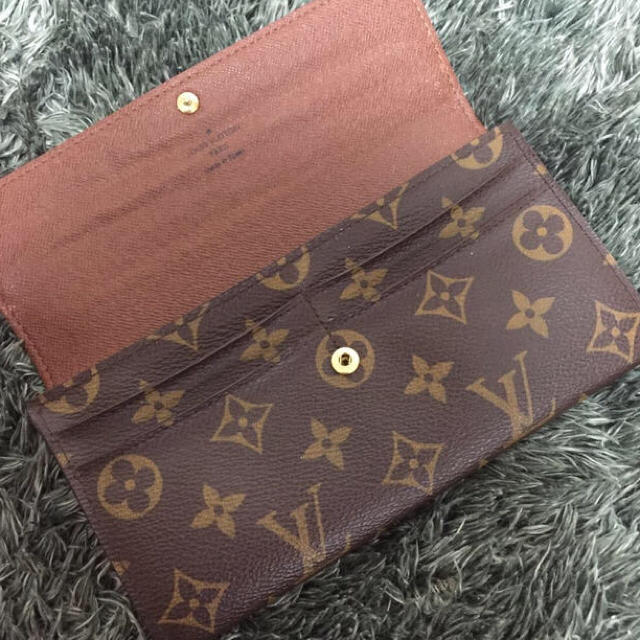 LOUIS VUITTON(ルイヴィトン)の美品ヴィトン長財布 レディースのファッション小物(財布)の商品写真