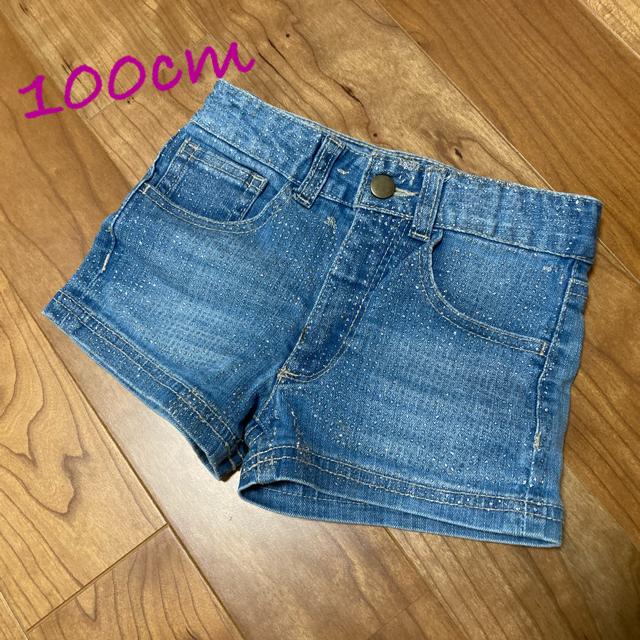 Skip Land(スキップランド)のショートパンツ　100cm  デニム　女の子 キッズ/ベビー/マタニティのキッズ服女の子用(90cm~)(パンツ/スパッツ)の商品写真