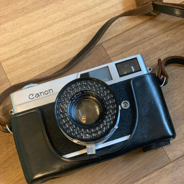 Canon(キヤノン)の【整備済/完動品】比較的美品☆ 35mmフィルムカメラ キャノネット スマホ/家電/カメラのカメラ(フィルムカメラ)の商品写真