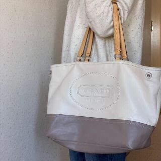 コーチ(COACH)のCOACH 革トートバッグ　内側ポケット2つ付き(トートバッグ)