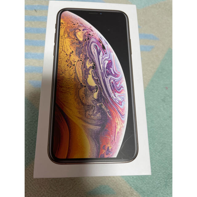 Apple(アップル)のiPhone xs 256GB SIMフリー　GOLD docomo Apple スマホ/家電/カメラのスマートフォン/携帯電話(スマートフォン本体)の商品写真