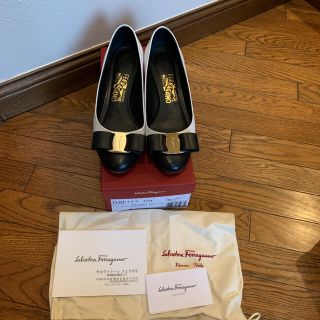 サルヴァトーレフェラガモ(Salvatore Ferragamo)のフェラガモ パンプス ヴァラ　サイズ7(24センチ)(ハイヒール/パンプス)