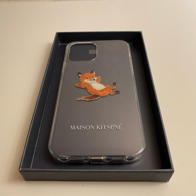 メゾンキツネ CHILLAX FOX iPhone12ケースmaisonkitsune