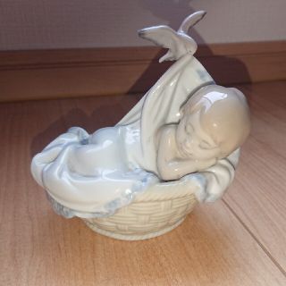 LLADRO ベビー(置物)