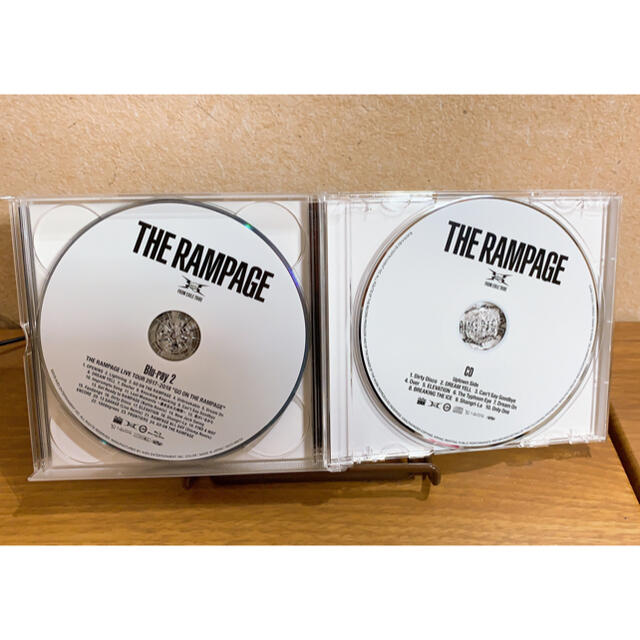 THE RAMPAGE(ザランページ)のTHE RAMPAGE（Blu-ray Disc2枚付） エンタメ/ホビーのCD(ポップス/ロック(邦楽))の商品写真