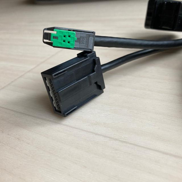 トヨタ純正　USB/HDMI  入力端子　HDMIケーブル