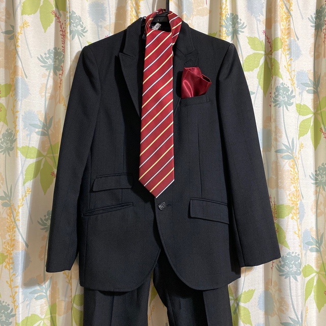 HIROMICHI NAKANO(ヒロミチナカノ)のヒロミチナカノ　男児スーツ　黒　セット　165cm クリーニング済 キッズ/ベビー/マタニティのキッズ服男の子用(90cm~)(ドレス/フォーマル)の商品写真