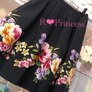 エムズグレイシー(M'S GRACY)の✨🌹新品✨🌹エムズグレイシー✨🌹華やかスカート✨🌹(ひざ丈スカート)