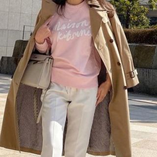 MAISON KITSUNE'(ピンク/桃色系)のフリマアイテム一覧 MAISON KITSUNE'(ピンク/桃色系)のフリマアイテム一覧