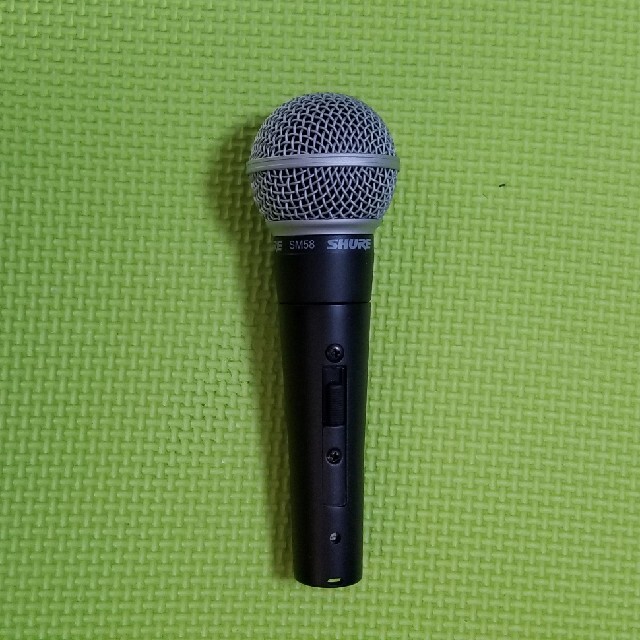 マイクロホン　SHURE SM58