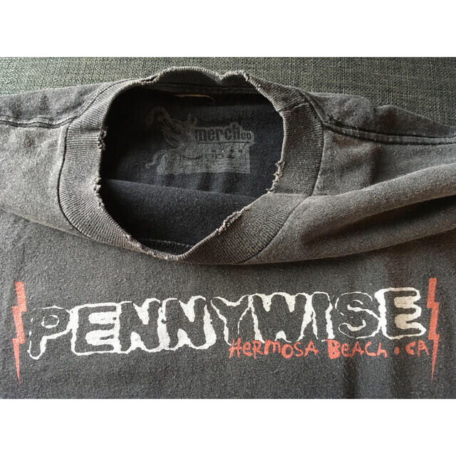 PENNYWISE &NOFX T-shirt2枚セット メンズのトップス(Tシャツ/カットソー(半袖/袖なし))の商品写真