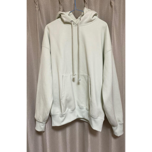 COMOLI(コモリ)のAURALEE BAGGY POLYESTER SWEAT PARKA   メンズのトップス(パーカー)の商品写真