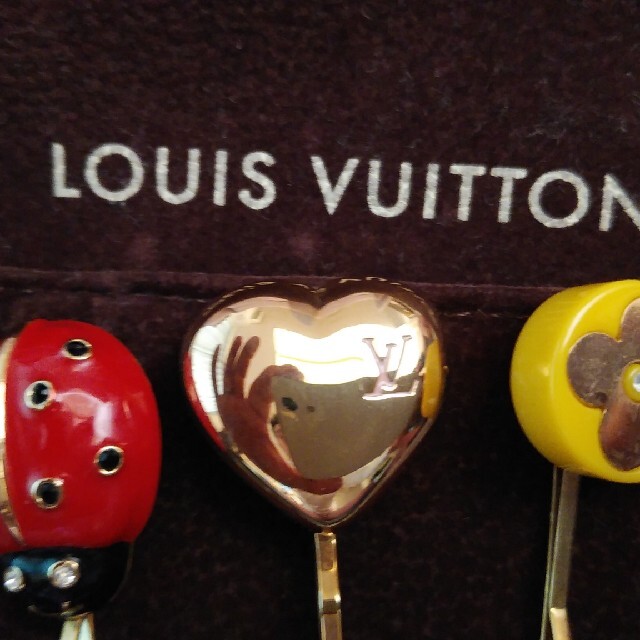 LOUIS VUITTON - 美品ルイ・ヴィトンLOUISVUITTON ヘアピン てんとう虫