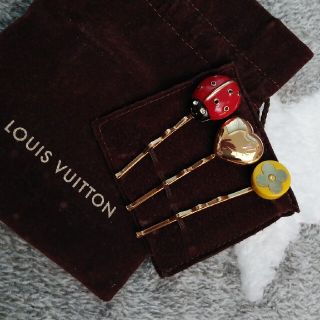 LOUIS VUITTON - 美品ルイ・ヴィトンLOUISVUITTON ヘアピン てんとう虫