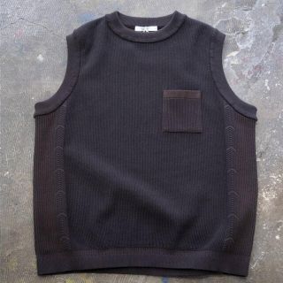 サンシー(SUNSEA)のYASHIKI Wakakusa Knit Vest 20ss(ベスト)