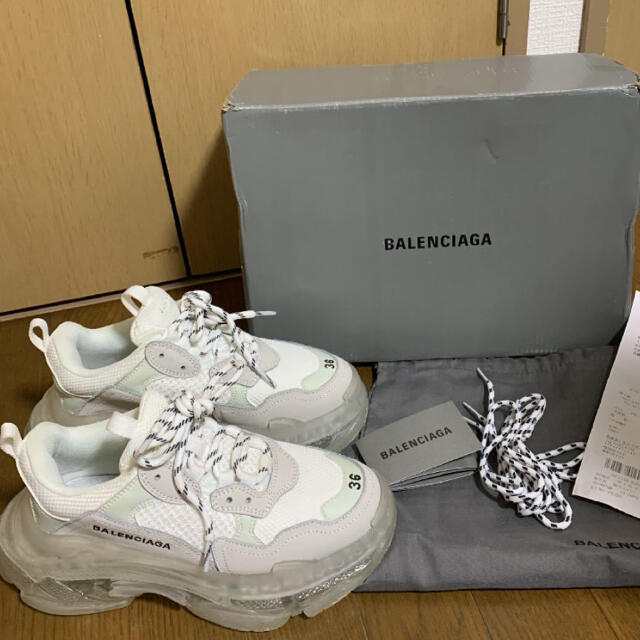 BALENCIAGAトリプルS 36