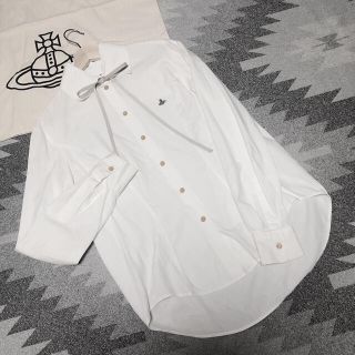 Vivienne Westwood(シャツ/ブラウス(長袖/七分))のフリマ Vivienne Westwood(シャツ/ブラウス(長袖/七分))のフリマ