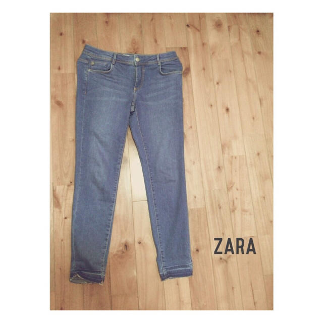 ZARA(ザラ)のZARA デニム レディースのパンツ(デニム/ジーンズ)の商品写真