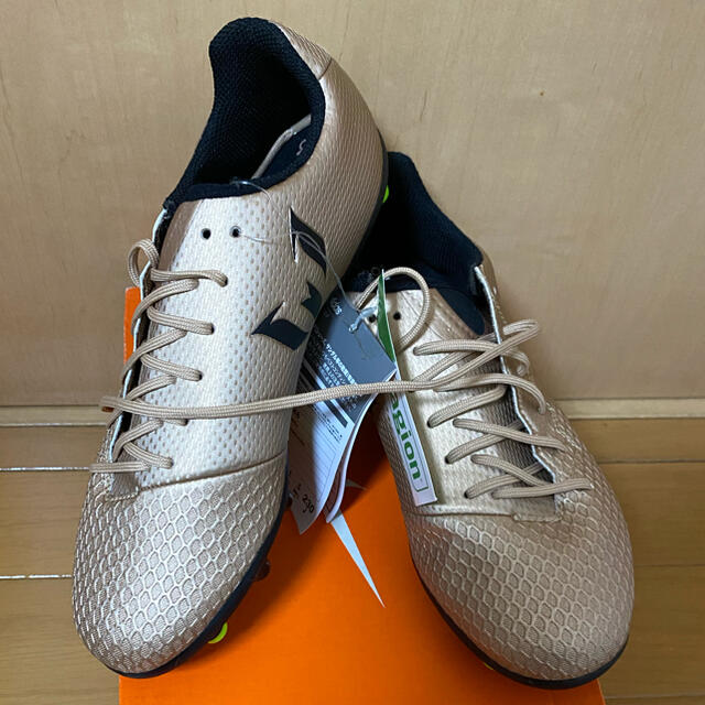 adidas(アディダス)のadidas サッカー スパイク 23.0cm スポーツ/アウトドアのサッカー/フットサル(シューズ)の商品写真