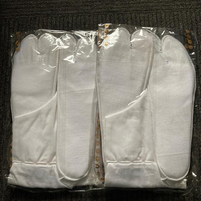 白  綿ブロード  4枚コハゼの足袋  ２足　23センチ レディースの水着/浴衣(和装小物)の商品写真