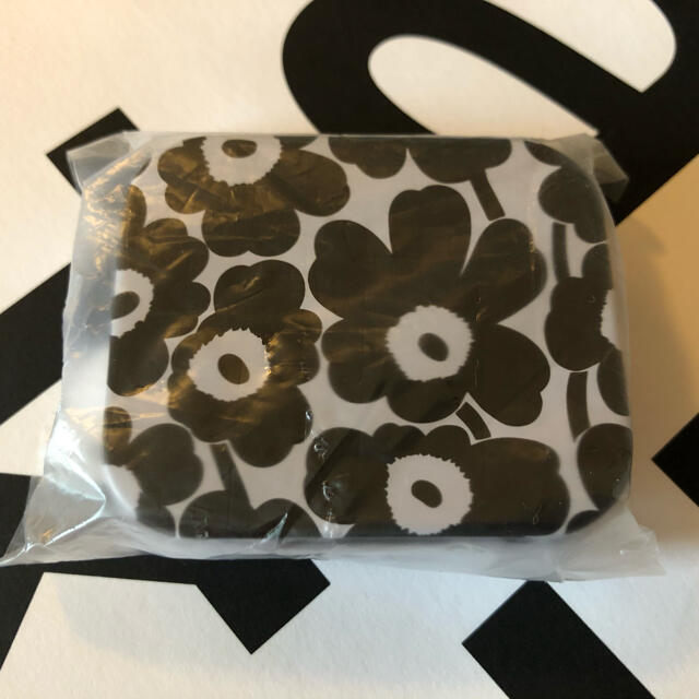 marimekko(マリメッコ)の非売品 未使用 新品 マリメッコ ノベルティ ウニッコ ミニ tin box インテリア/住まい/日用品のインテリア小物(小物入れ)の商品写真