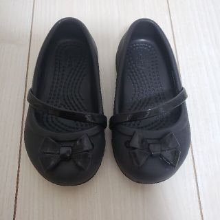 クロックス(crocs)の[クロックス] サンダル リナ フラット キッズ (サンダル)