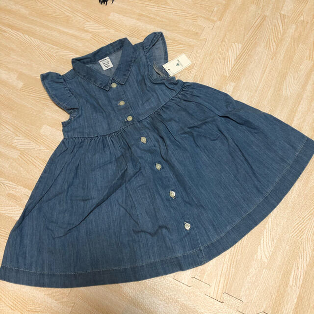 babyGAP(ベビーギャップ)の新品未使用　babyGap 女の子お洋服7点セット　90〜95サイズ キッズ/ベビー/マタニティのキッズ服女の子用(90cm~)(ワンピース)の商品写真