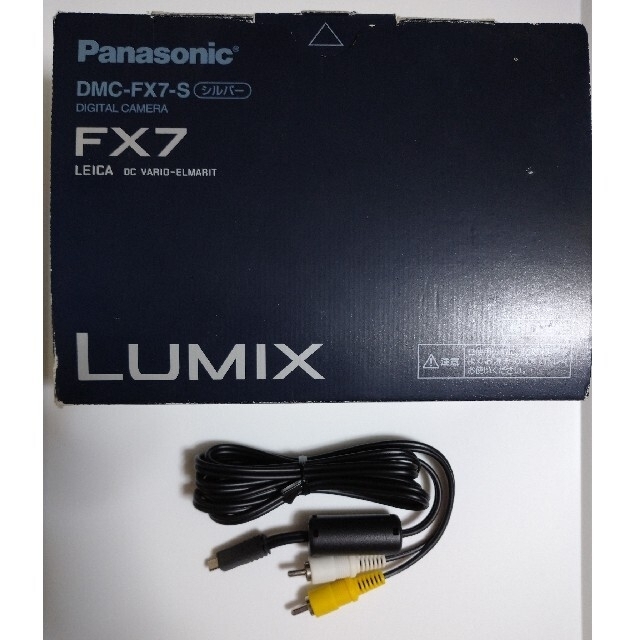 Panasonic(パナソニック)のPanasonic DMC-FX7-S   LUMIX 付属品 スマホ/家電/カメラのカメラ(その他)の商品写真