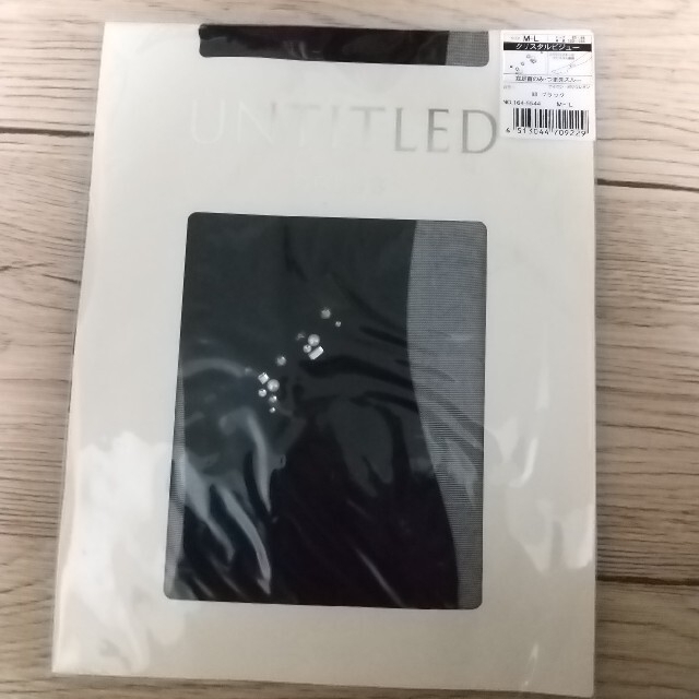 UNTITLED(アンタイトル)のUNTITLED ラインストーン付き　ストッキング レディースのレッグウェア(タイツ/ストッキング)の商品写真