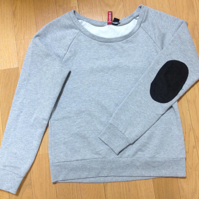 H&M(エイチアンドエム)のスウェット H&M レディースのトップス(トレーナー/スウェット)の商品写真