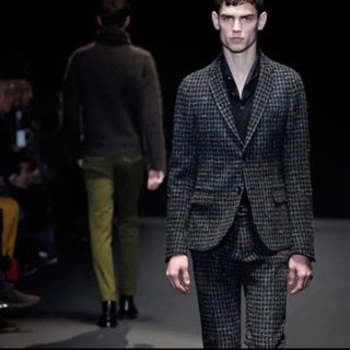 グッチ ツイードジャケットの通販 15点 | Gucciを買うならラクマ