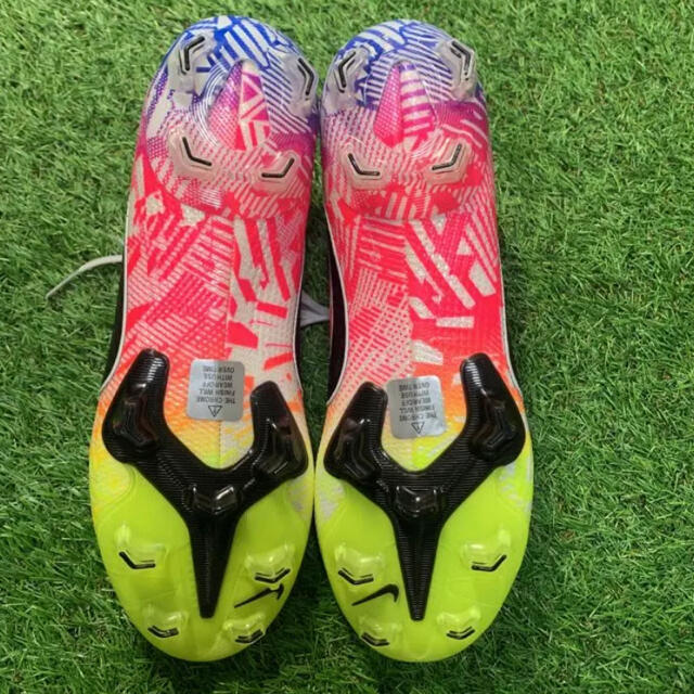 サッカー スパイクナイキ ヴェイパー 13 Pro Njr Fg 26 5センチの通販 By Sag ラクマ サッカー スパイクナイキ ヴェイパー 13 Pro Njr Fg 26 5センチの通販 By Sag ラクマ
