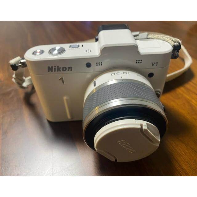 Nikon デジタル一眼カメラ　V1  ダブルズームキット